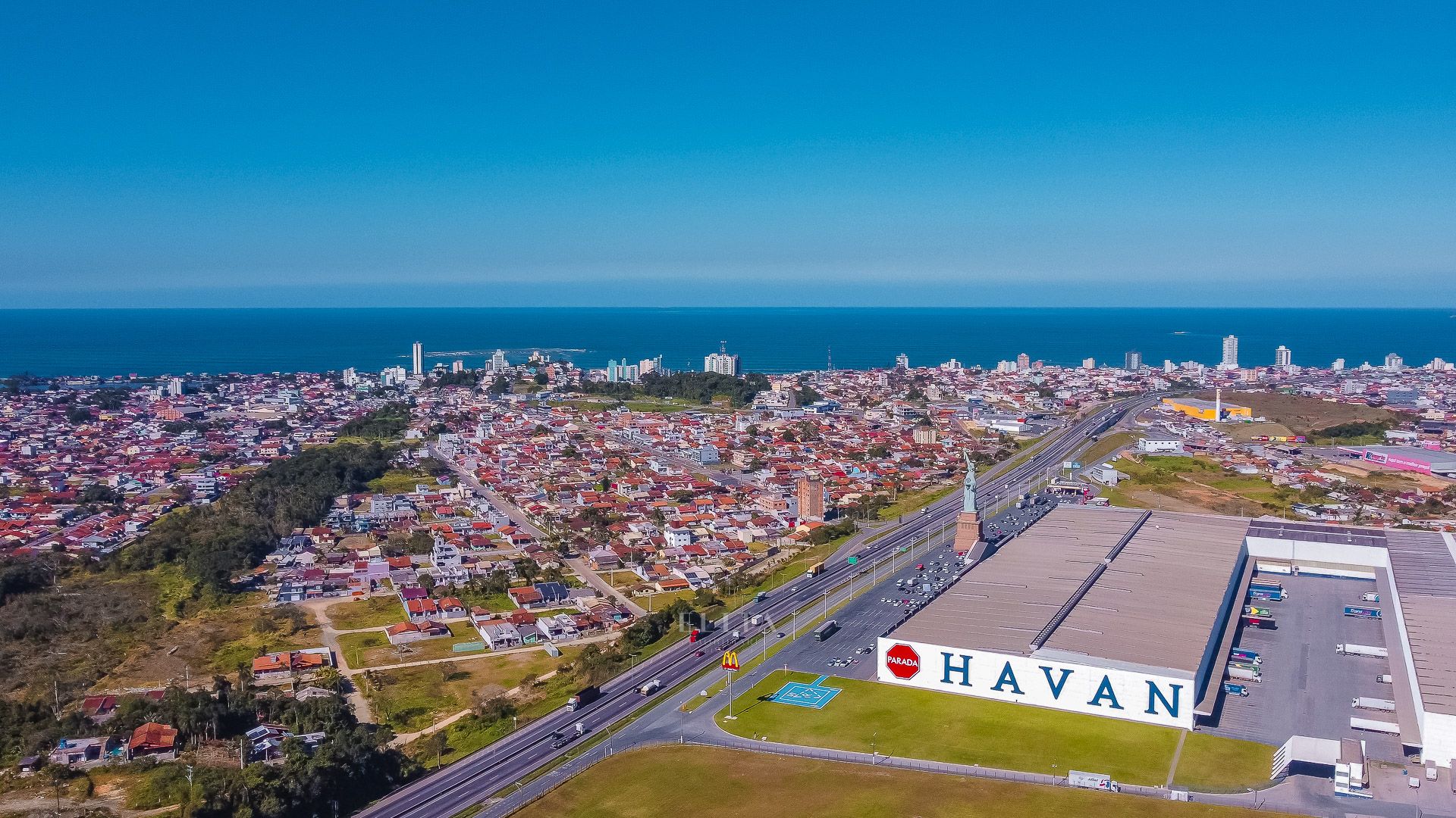 CDH e mega loja Havan de Barra Velha