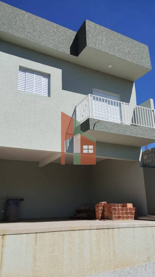 Casa de 2 quartos, 180m² | Eu Corretor