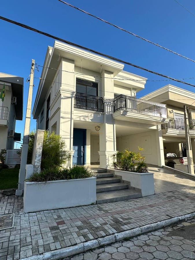 Casa com 4 Suítes em Condomínio Fechado - Portal do Sol - Casa em Centro, Balneário Piçarras - à venda - RS Soluções Imobiliárias