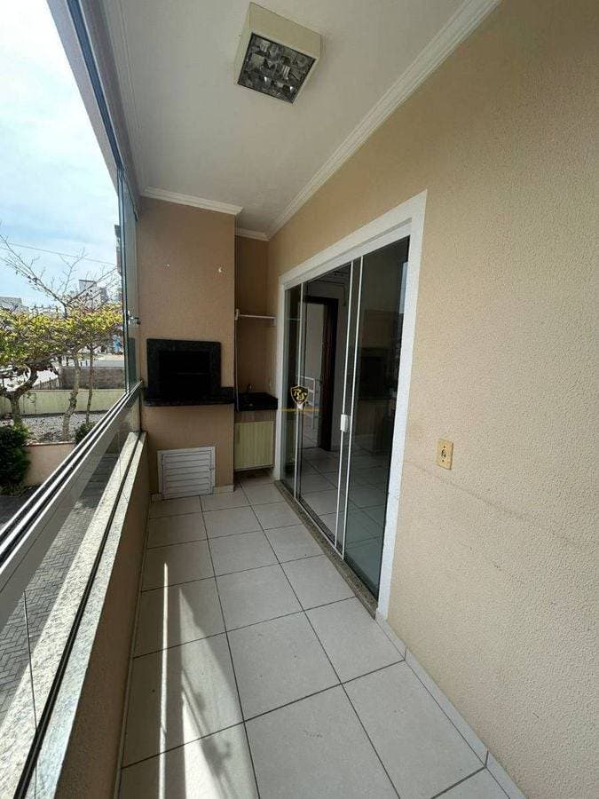 Apartamento Semi Mobiliado - 500 metros do mar - Apartamento em Itacolomi, Balneário Piçarras - à venda - RS Soluções Imobiliárias