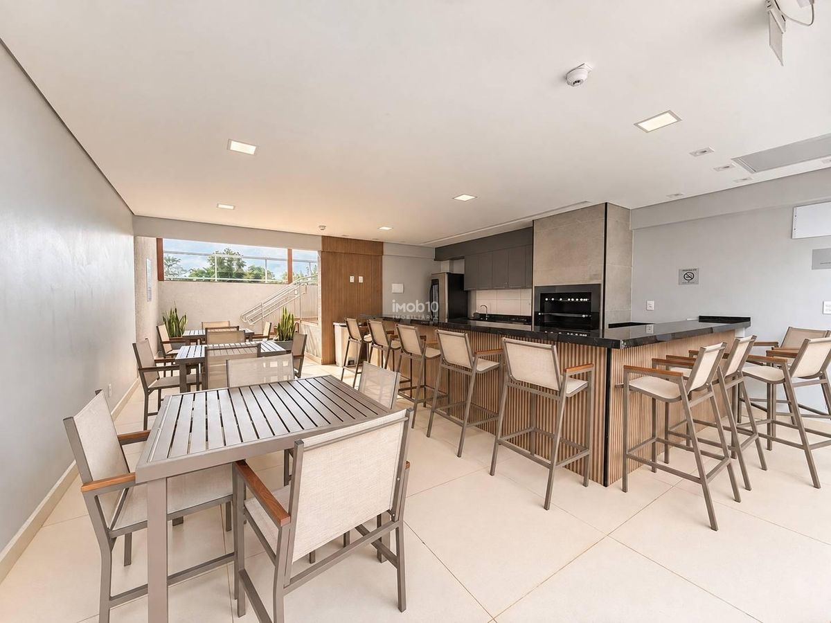 APARTAMENTO NOVO COM 2 QUARTOS SEMI MOBILIADO PARA ALUGUEL NO EDIFÍCIO ROYAL LEGACY EM FOZ DO IGUAÇU - PR