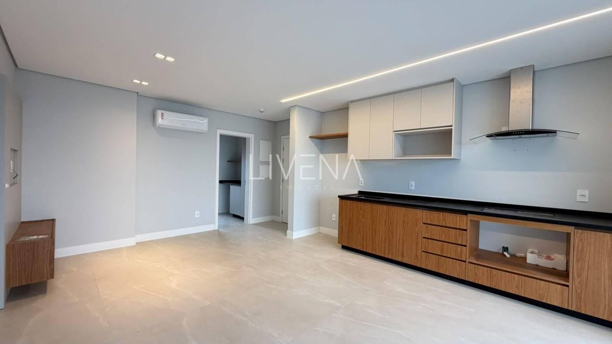 APARTAMENTO SEMI-MOBILIADO NOVO 3 DORMITÓRIOS, CENTRO DE ITAJAÍ - Apartamento em Centro, Itajaí - para locação - Livena Imóveis