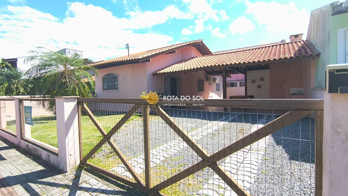 Casa de praia à venda Praia Bombas Bombinhas SC