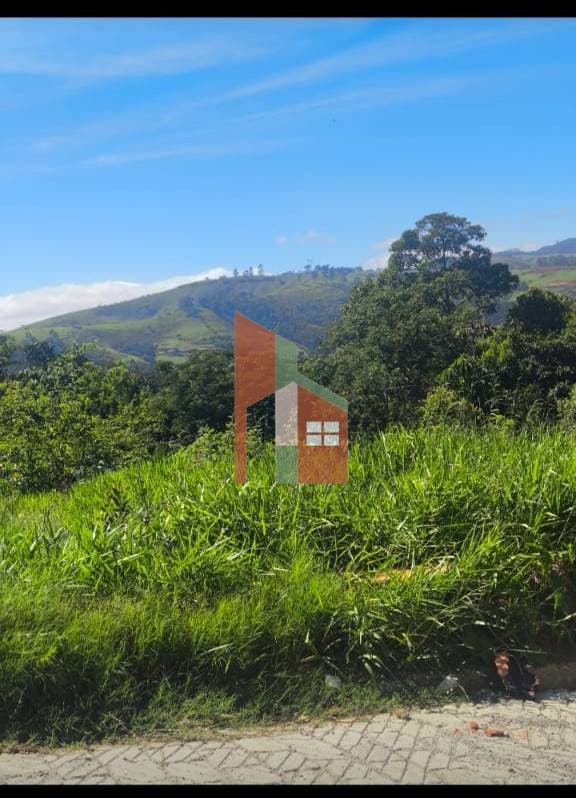 Lote/Terreno de 700m² | Eu Corretor