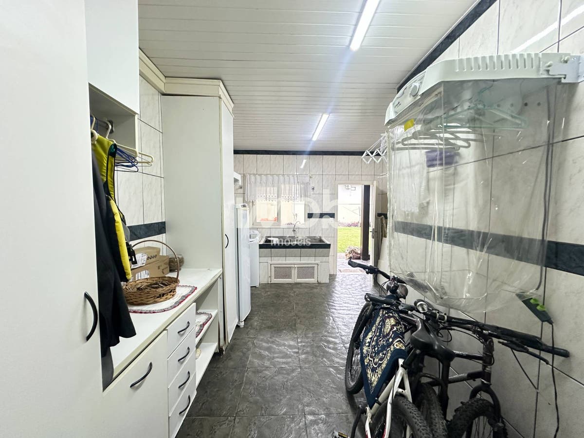 Casa, 6 quartos, 335 m² - Foto 27