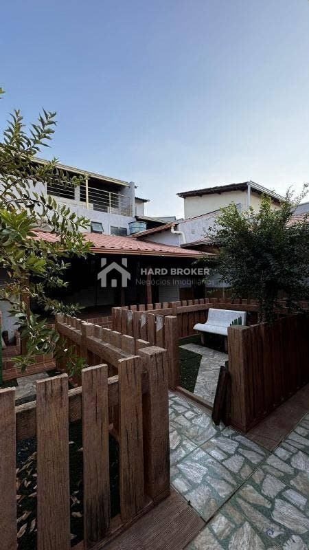 Casa com 5 quartos à Venda, Morada da Colina - Uberlândia - Casa em Morada da Colina, Uberlândia - à venda - HARD BROKER SOLUCOES IMOBILIARIAS LTDA