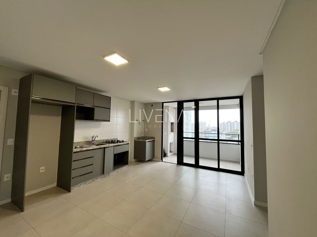 APARTAMENTO SEMI MOBILIADO - 02 QUARTOS - SAO JOAO - Apartamento em São João, Itajaí - para locação - Livena Imóveis