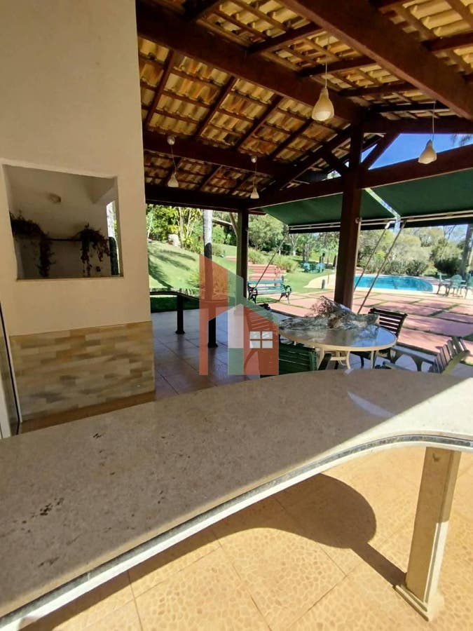 Casa de Condomínio de 3 quartos, 500m² | Eu Corretor