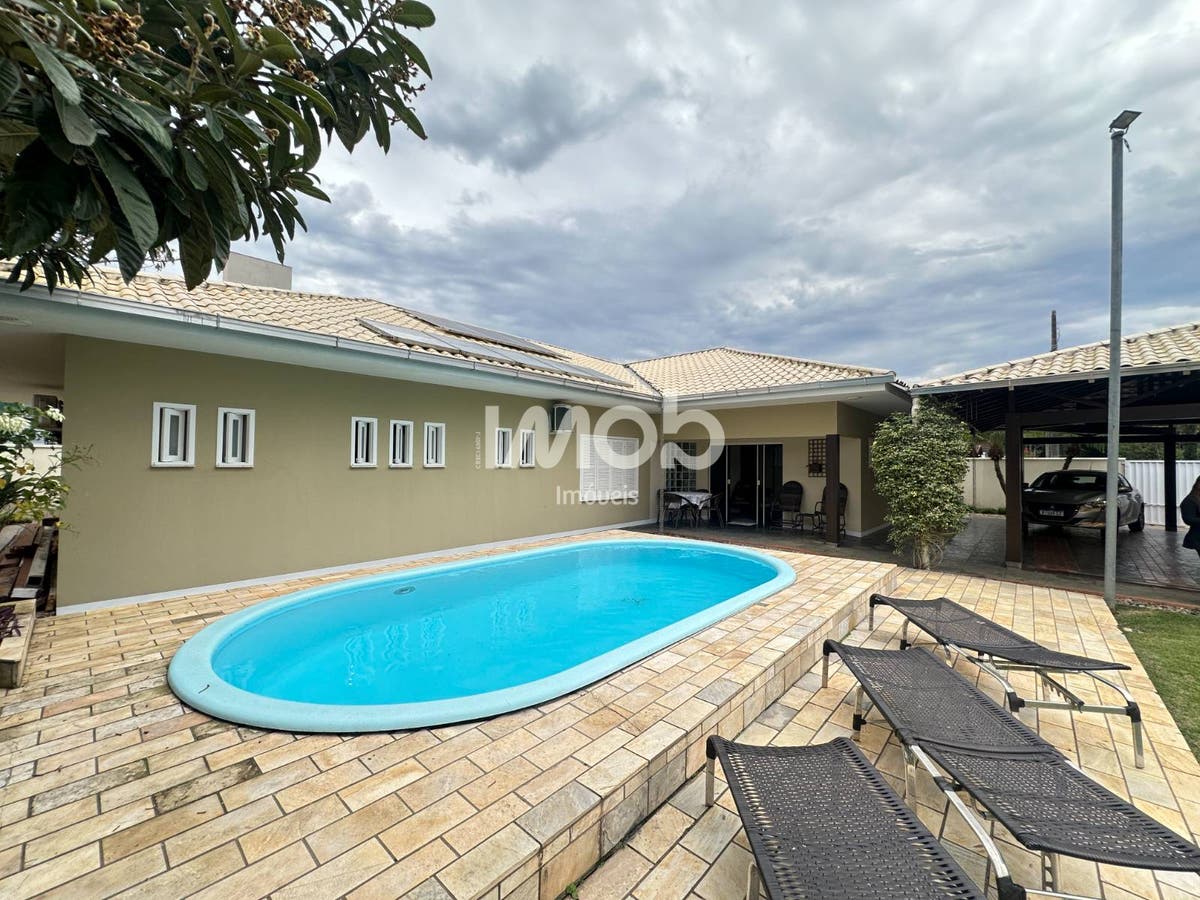 Casa, 6 quartos, 335 m² - Foto 2