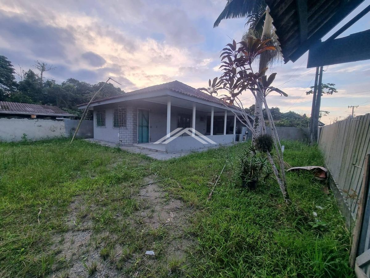 Casa à venda no bairro São José - Itapoá SC - Casa em São José, Itapoá - à venda - Imobiliária Sperandio