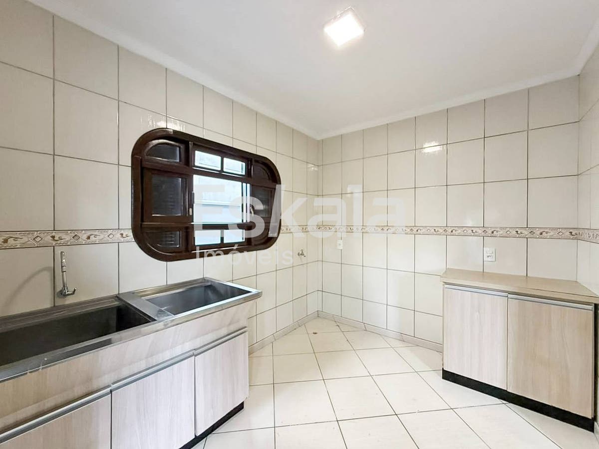 Casa, 3 quartos, 228 m² - Foto 11