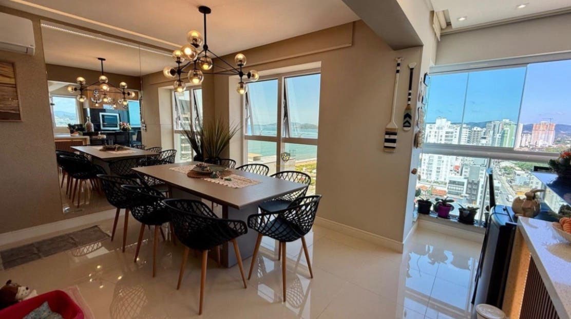 Apartamento Mobiliado - Quadra Mar e Vista Mar - Apartamento em Itacolomi, Balneário Piçarras - à venda - RS Soluções Imobiliárias