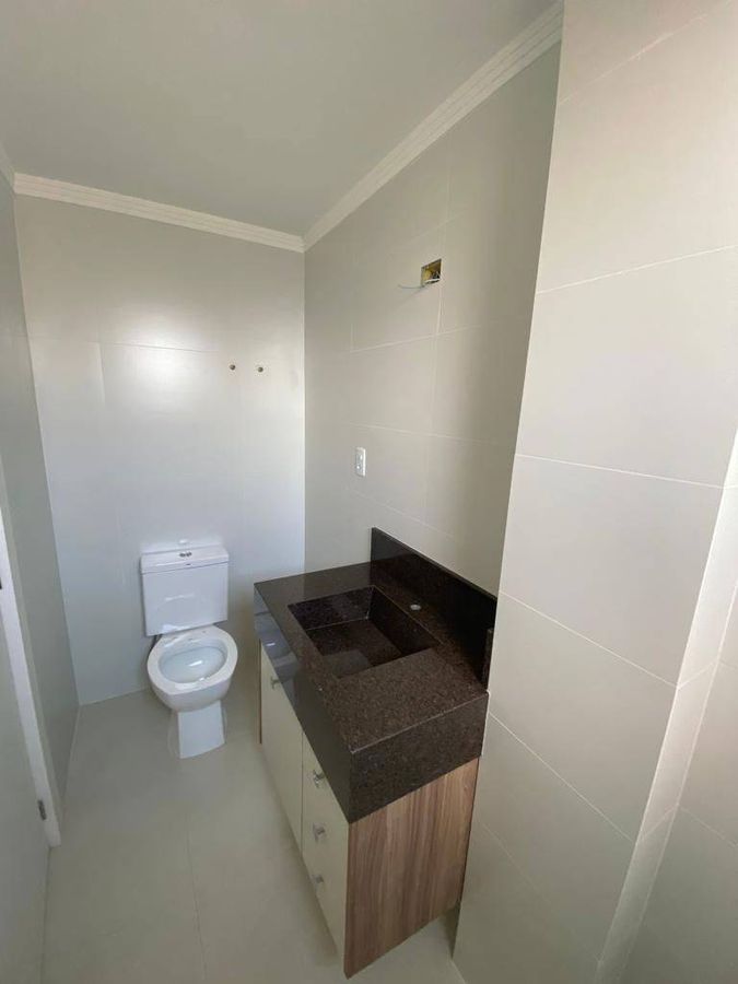 Solar tower - apartamentos na meia praia com 4 suítes