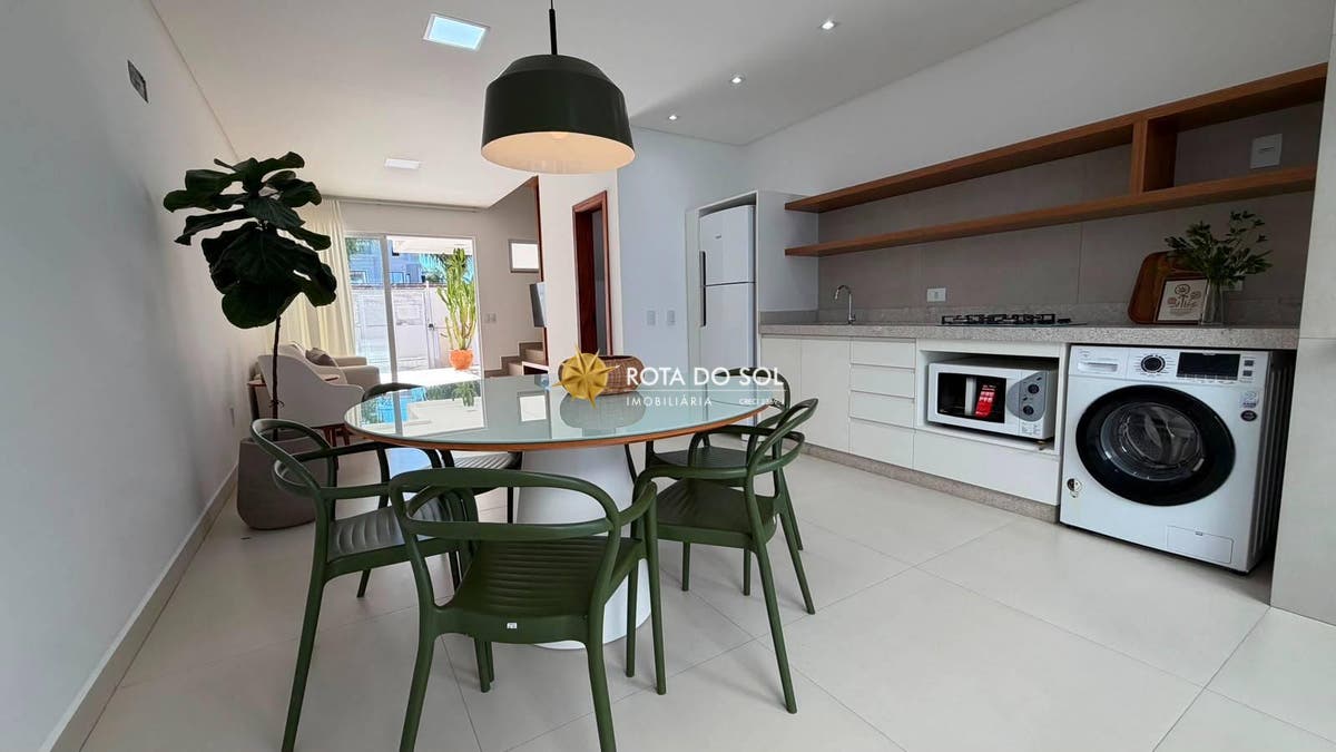 Sobrado Triplex 3 Suítes Praia Mariscal Bombinhas SC — foto 6