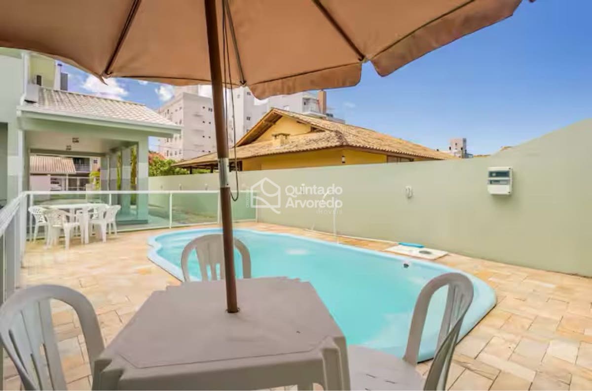 Casa na Praia Grande - Casa em Governador Celso Ramos - para temporada - Quinta do Arvoredo Imóveis