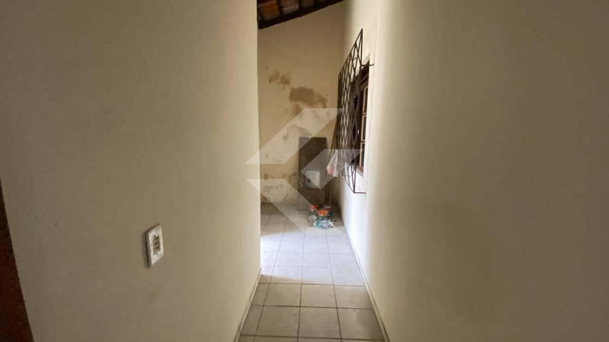 Casa, 2 quartos, 370 m² - Foto 11