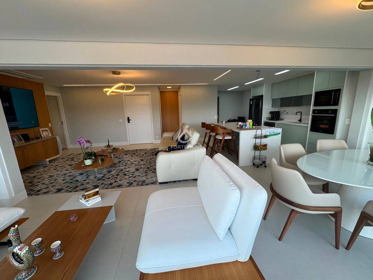 Apartamento com 3 Quartos à Venda, Indianópolis - São Paulo — foto 2