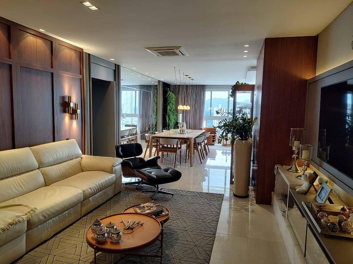 APARTAMENTO MOBILIADO DE ALTO PADRÃO COM 4 SUÍTES, 173M² PRIVATIVOS E 4 VAGAS DE GARAGEM - Apartamento em Centro, Balneário Camboriú - à venda - BUTURE NEGOCIOS IMOBILIARIOS LTDA