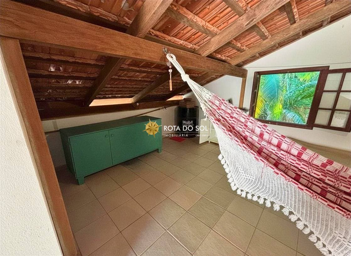 Casa 4 Dormitórios Praia Bombas Bombinhas SC - 18
