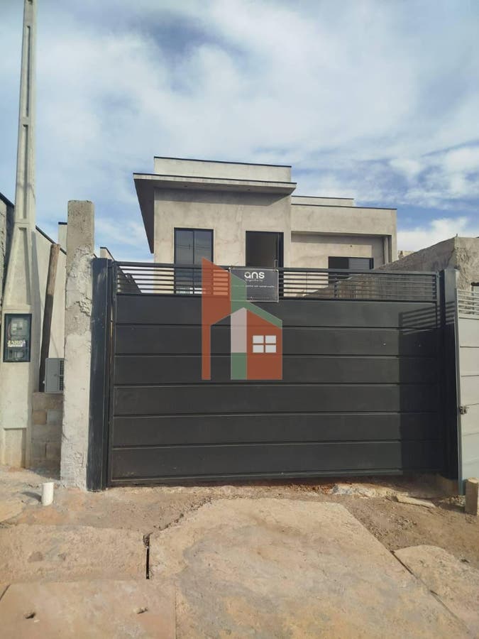 Casa de 3 quartos, 184m² | Eu Corretor