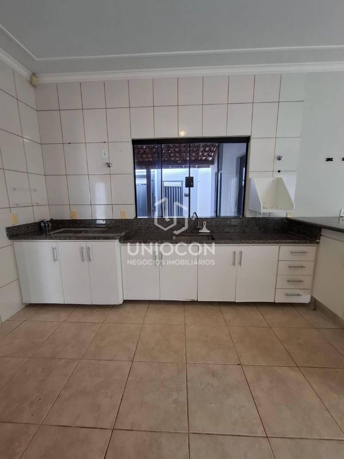Casa, 3 quartos, 225 m² - Foto 18