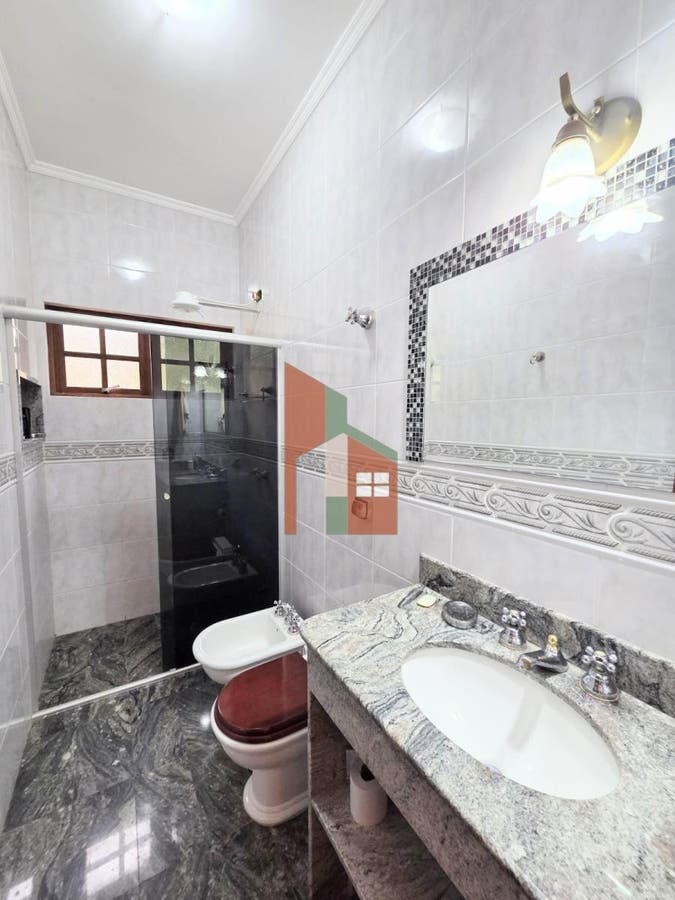 Casa de 7 quartos, 595m² | Eu Corretor