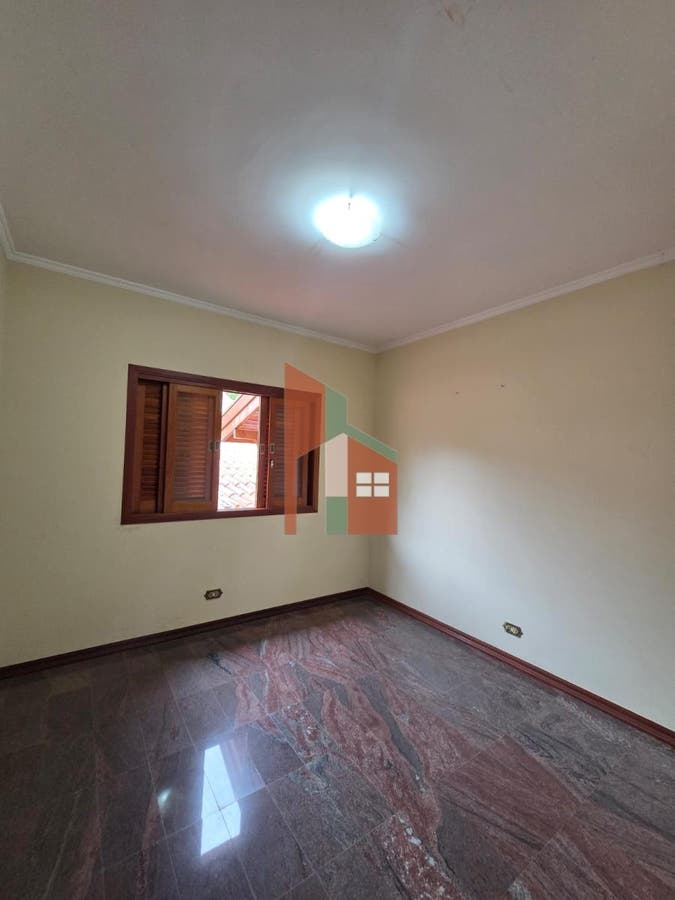 Casa de 7 quartos, 595m² | Eu Corretor