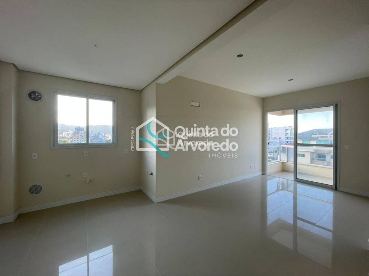 Residencial Bom Jesus - Cobertura em Palmas, Governador Celso Ramos - à venda - Quinta do Arvoredo Imóveis