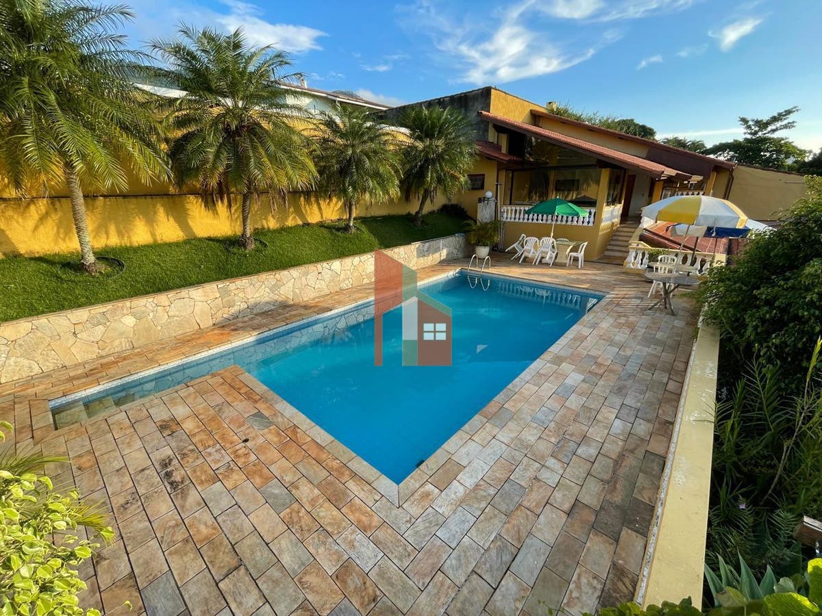 Casa de 7 quartos, 595m² | Eu Corretor