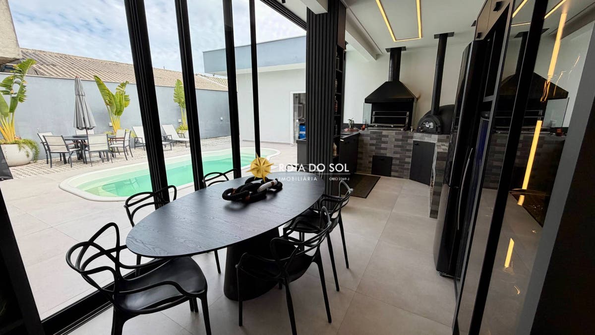 Casa com piscina á venda Praia Zimbros Bombinhas - 26