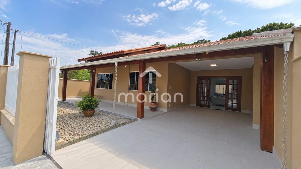 Casa, 3 quartos, 141 m² - Foto 1