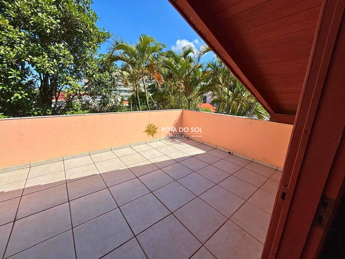 Casa 4 Dormitórios Praia Bombas Bombinhas SC - 25
