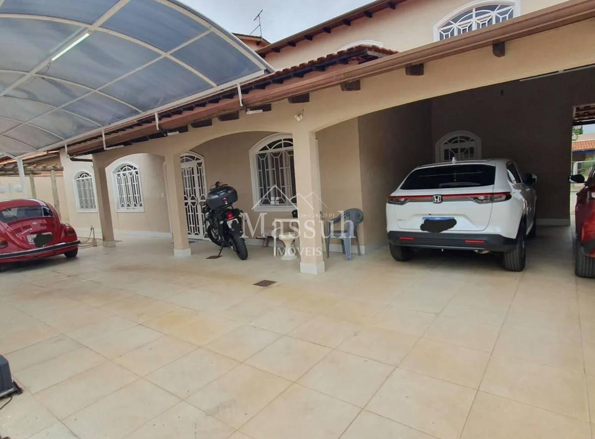 CASA ESPAÇOSA DE 478M² EM TERRENO DE 800M² COM MEZANINO E ÁREA DE CHURRASQUEIRA NA RUA 4A – VICENTE PIRES - Casa em Setor Habitacional Vicente Pires, Brasília - à venda - Massuh Imóveis