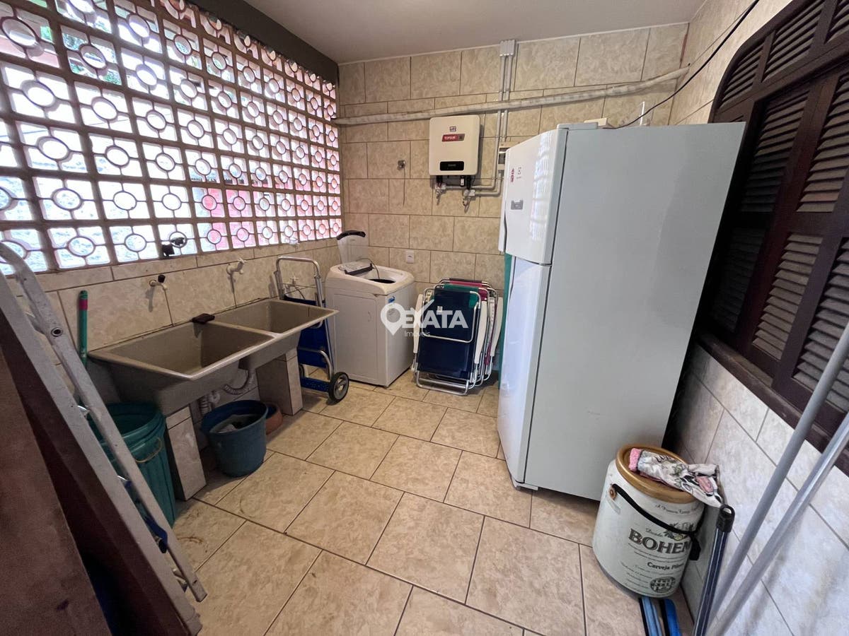 Casa, 4 quartos, 250 m² - Foto 11