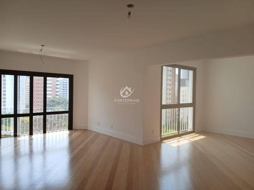 Apartamento com 3 quartos, Moema - São Paulo — foto 3