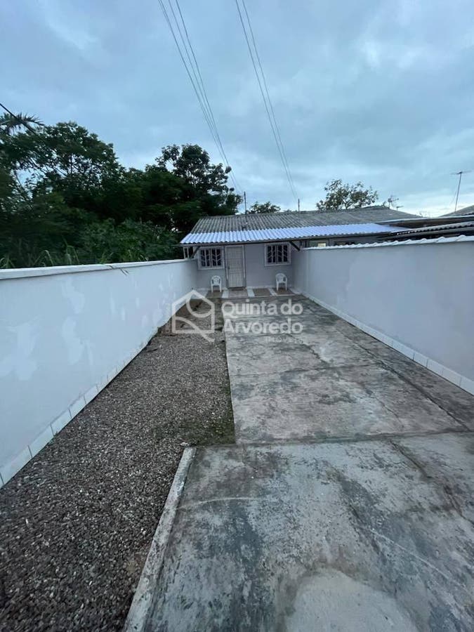 Casa Geminada Fazenda da Armação - Casa Geminada em Fazenda da Armação, Governador Celso Ramos - à venda - Quinta do Arvoredo Imóveis