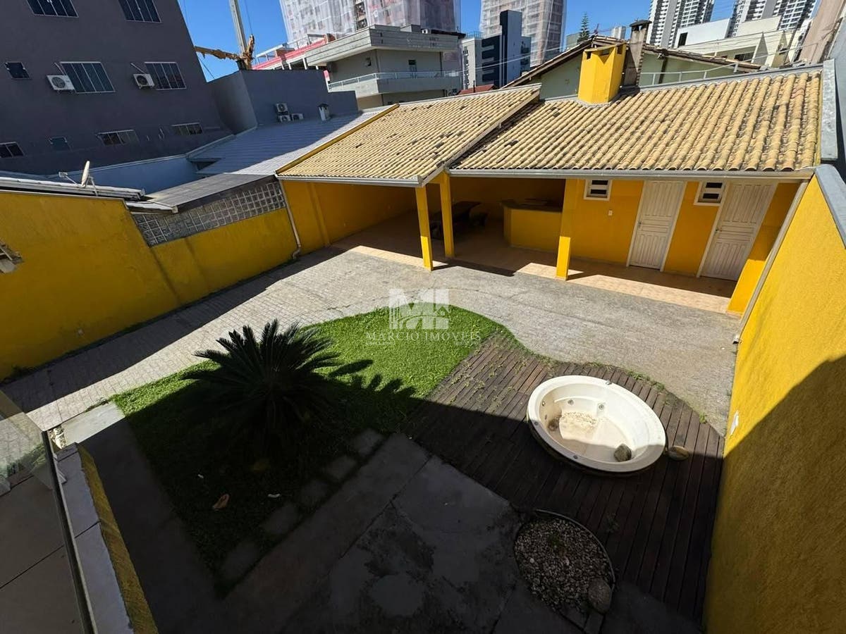 Casa, 3 quartos, 209 m² - Foto 22