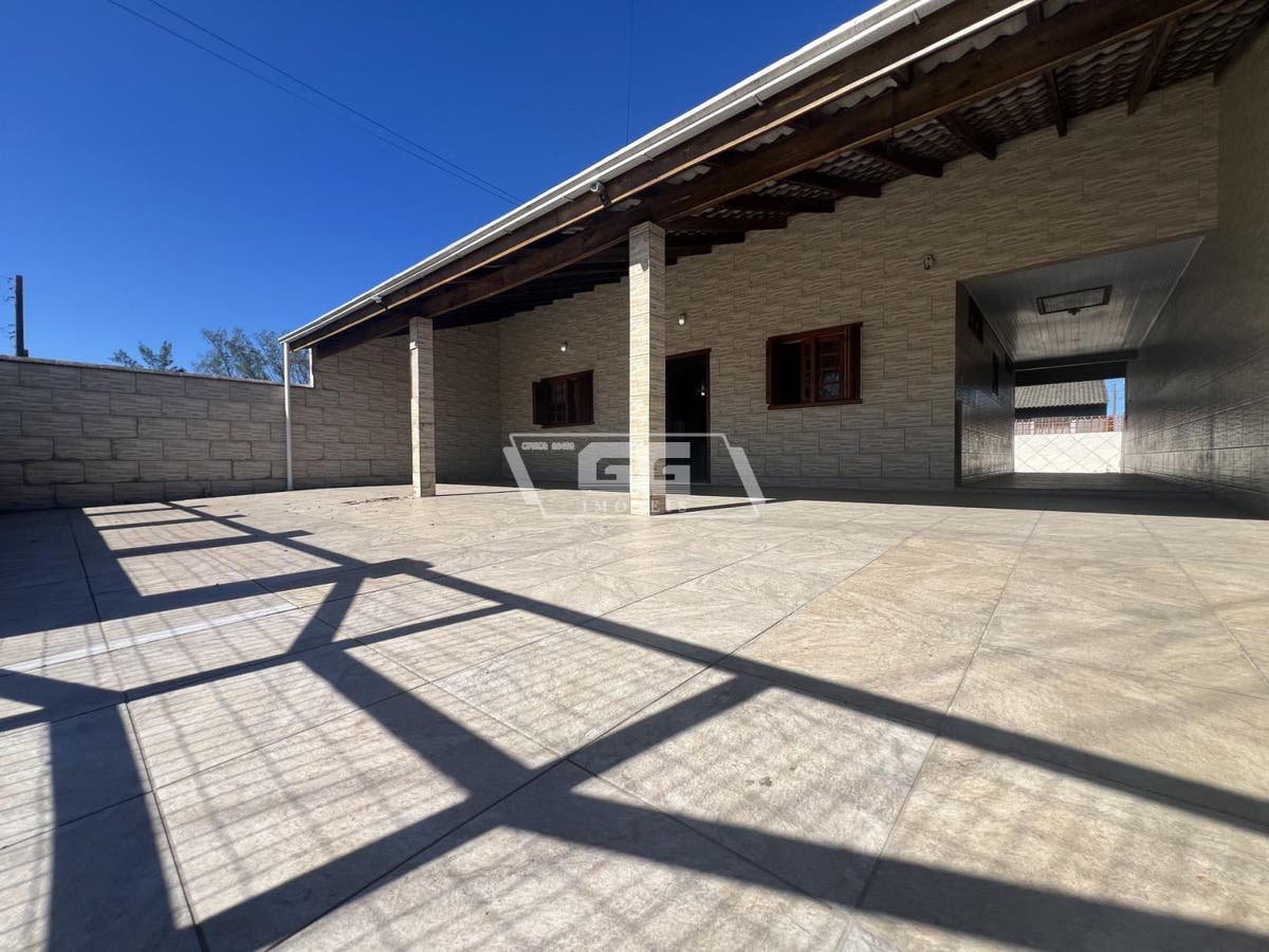 Casa 3 dormitórios para Venda em Cidreira/RS - Casa em Salinas, Cidreira - à venda - GG IMOVEIS LTDA