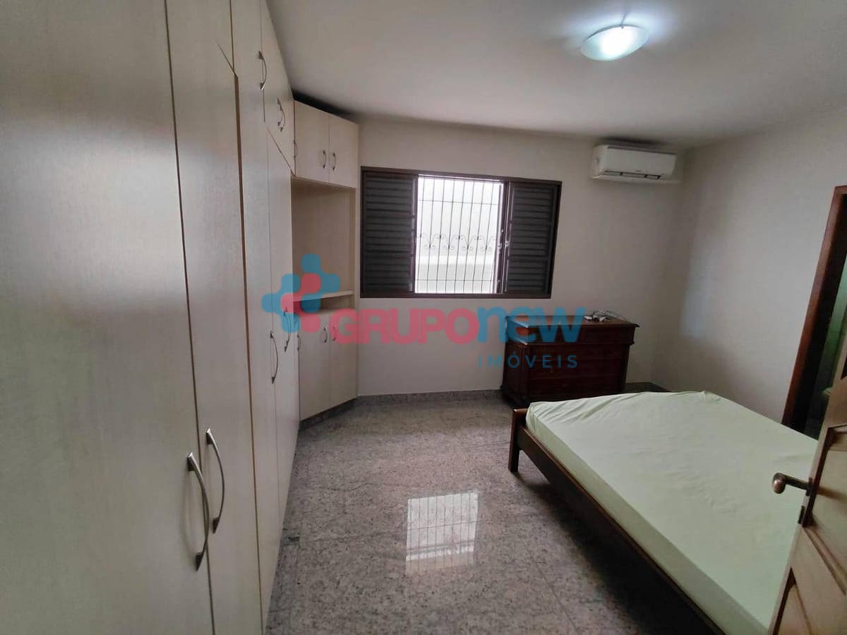 Casa, 4 quartos, 267 m² - Foto 34