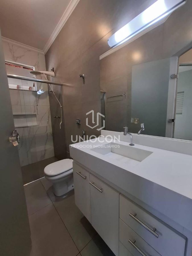 Casa, 3 quartos, 225 m² - Foto 13