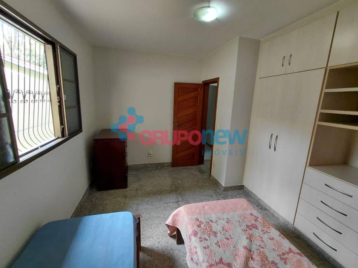 Casa, 4 quartos, 267 m² - Foto 28