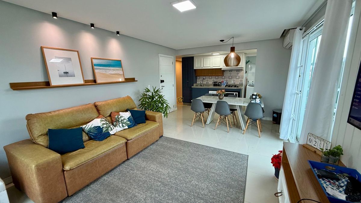 Apartamento Mobiliado Com Terraço - Próximo ao Mar - Apartamento em Itacolomi, Balneário Piçarras - à venda - RS Soluções Imobiliárias