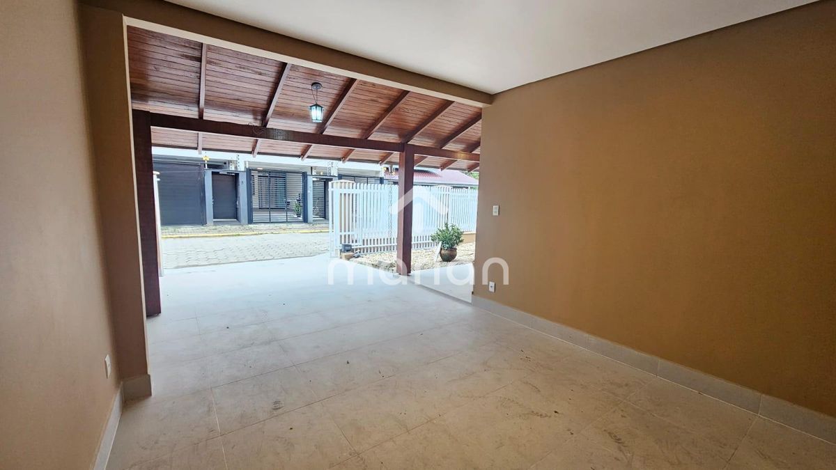 Casa, 3 quartos, 141 m² - Foto 4