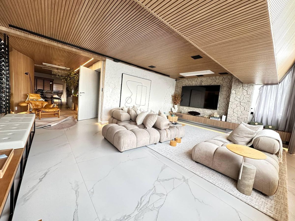 APARTAMENTO FRENTE MAR COM 196 m² - Apartamento em Cabeçudas, Itajaí - para locação - Livena Imóveis