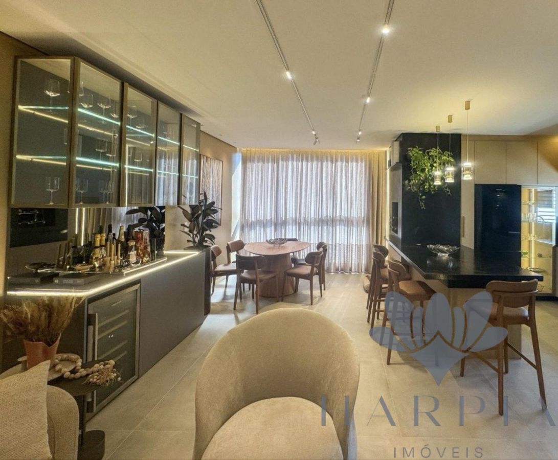 Apartamento, 3 quartos, 136 m² - Foto 2