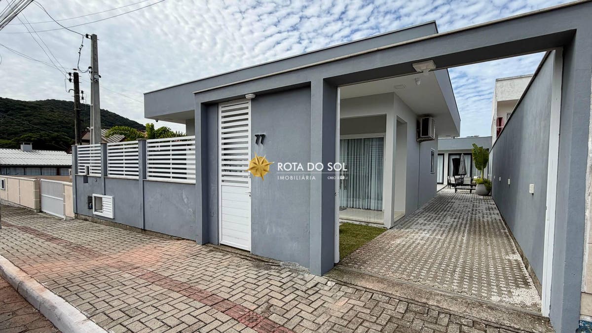 Casa com piscina á venda Praia Zimbros Bombinhas - 2