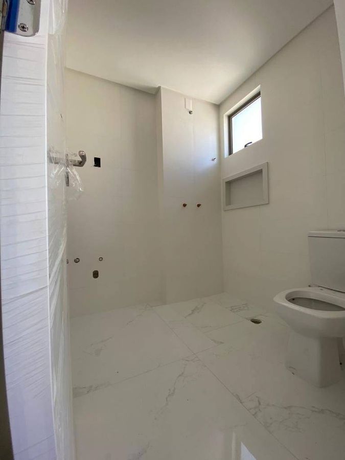 Beach village - apartamentos com 3 suítes na meia praia