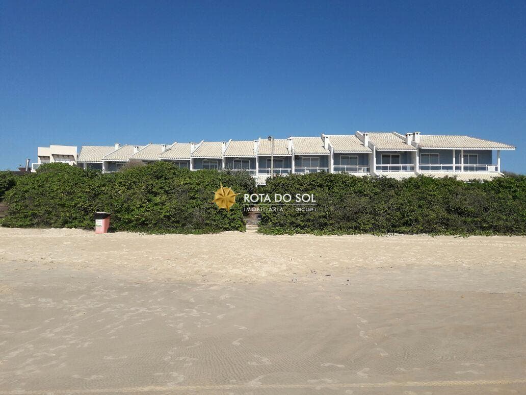 Guilhermina Residencial Sobrado frente mar Praia Canto Grande Bombinhas SC