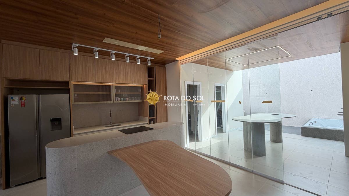 Casa 3 Dormitórios Praia Bombas Bombinhas SC — foto 6