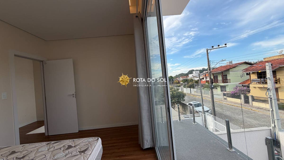 Casa 3 Dormitórios Praia Bombas Bombinhas SC — foto 15